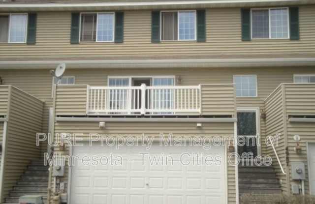 4985 Grenwich Ave N photos photos