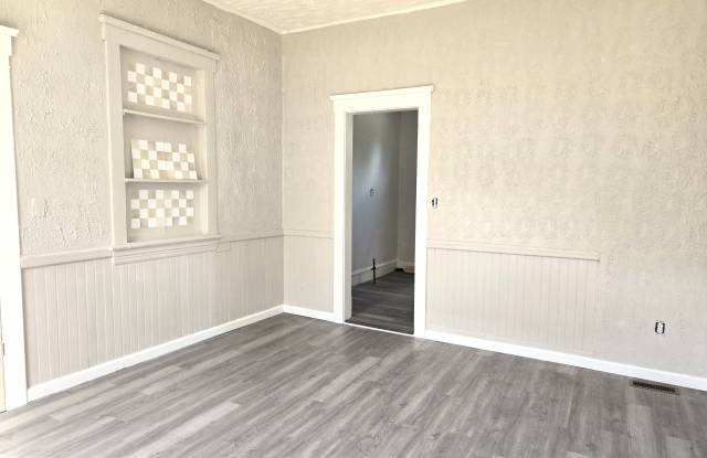 3912 Archwood Avenue - 1 Gallery 3