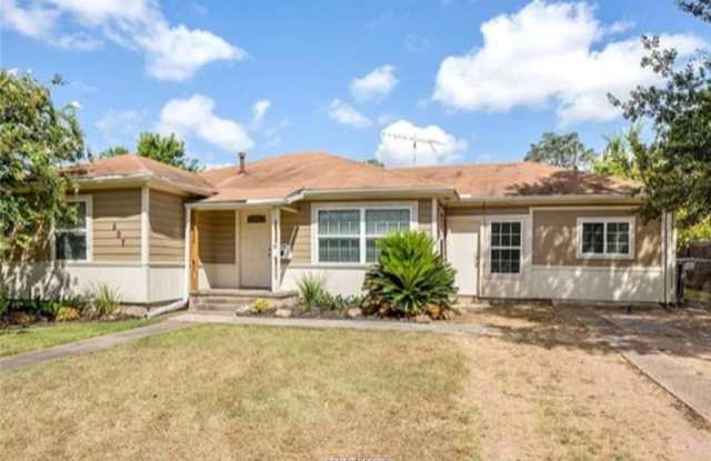 507 Gilchrist Avenue photos photos