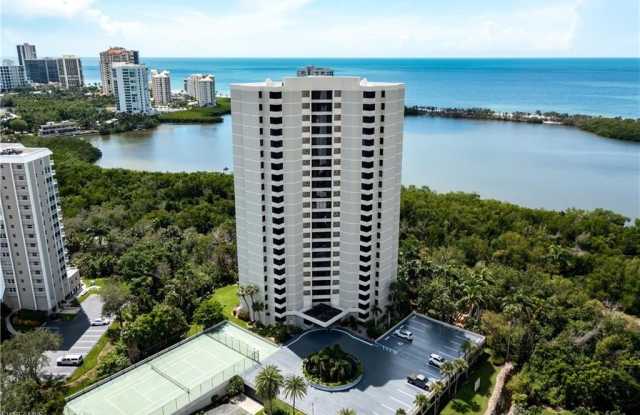 5555 Heron Point photos photos