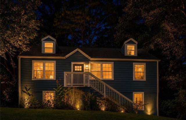 90 Whitaker Circle NW Gallery 2