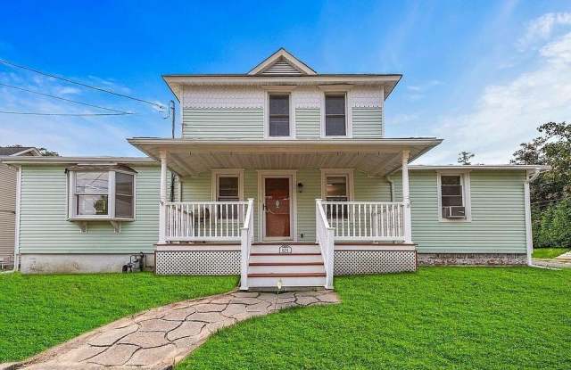674 Morford Avenue photos photos
