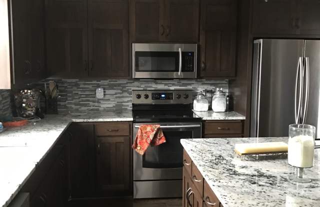 13326 Tulip St NW Gallery 3