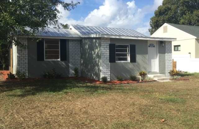 MOVE IN SPECIAL- Cozy Remodeled  1 Bed/1 Bath Home in Saint Cloud Gallery 3