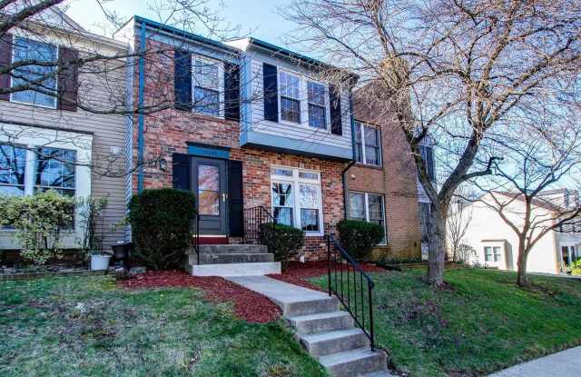 Fantastic 3 BR/2.5 BA Townhome minutes from Rio Lakefront. Ready Mid-May photos photos