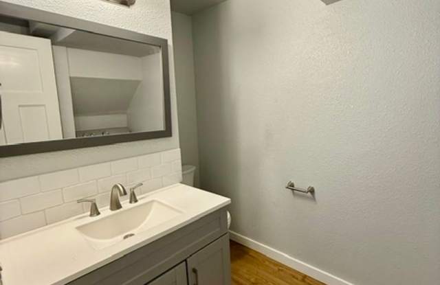 Centennial Triplex-00000-CENT-00 Gallery 4