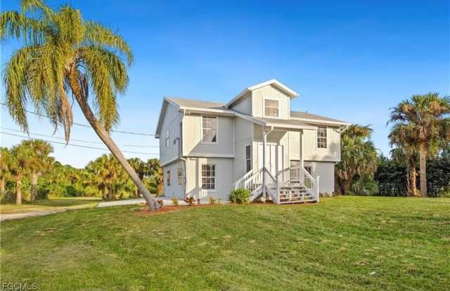 260 13th Street SW photos photos