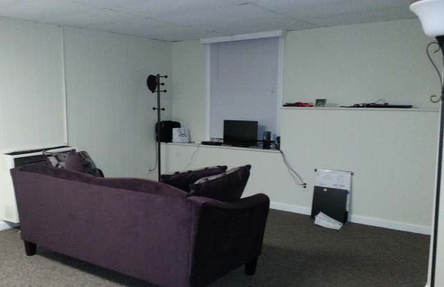 235 W Main St Apt 5 Gallery 4