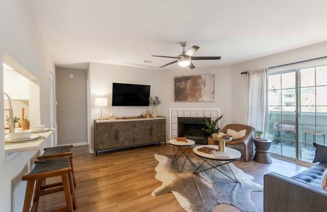 The Landings of Brentwood Apartments Gallery 2
