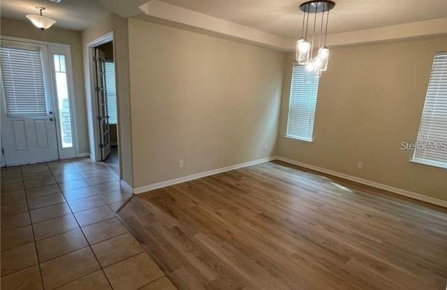 4939 SOUTHLAWN AVENUE Gallery 3