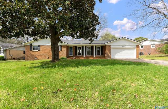 1801 Carson Lane - 1801 Carson Lane Northwest, Huntsville, AL 35816