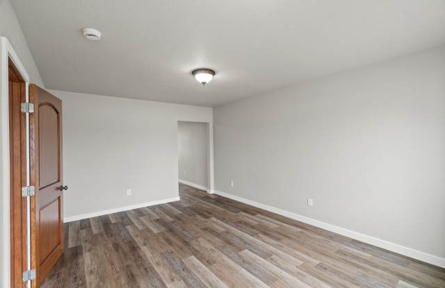 207 North Alder Street Gallery 4