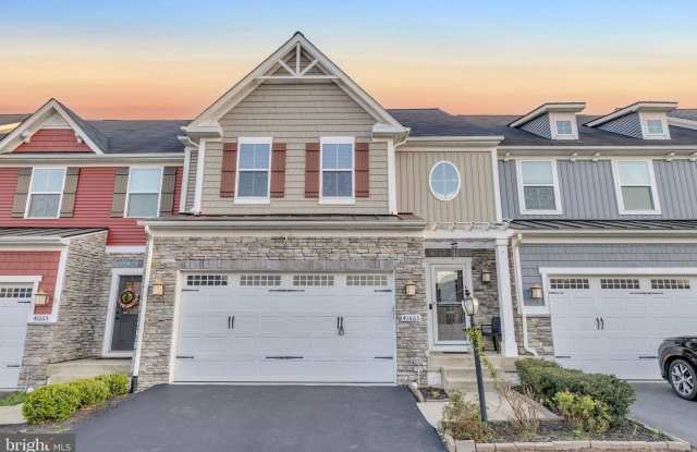 41663 MCMONAGLE SQUARE - 41663 McMonagle Square, Stone Ridge, VA 20105