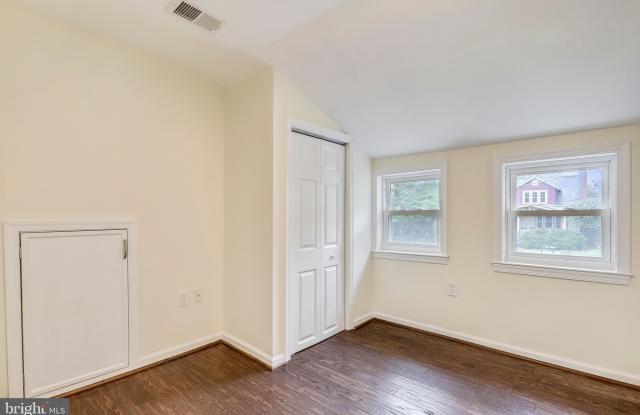 609 THAYER AVENUE Gallery 3