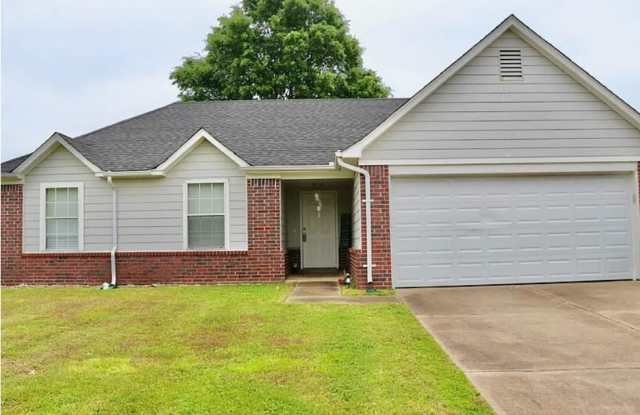 104 Harmony Drive West Gallery 1