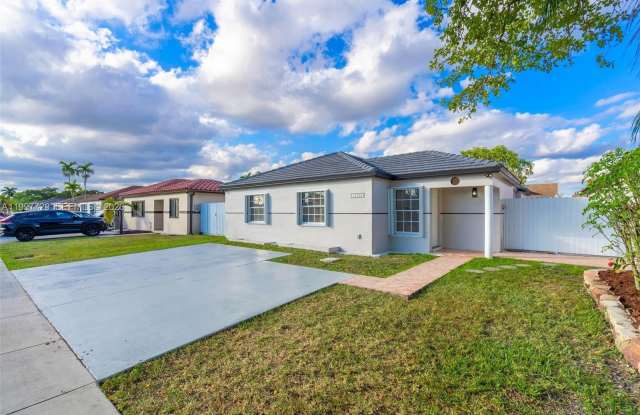 14755 SW 82nd Ter photos photos