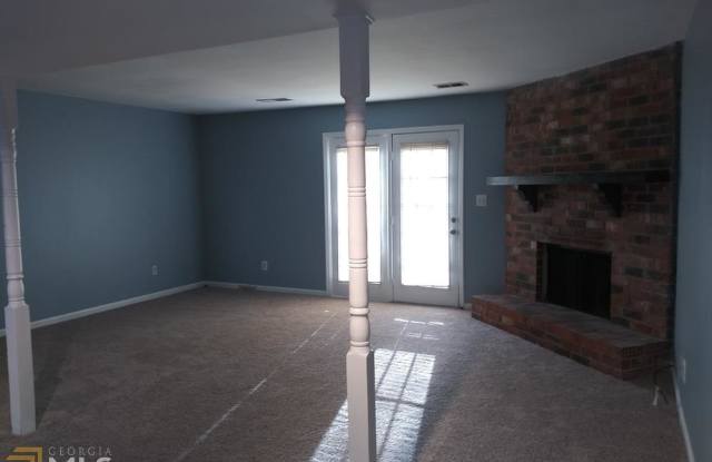 5027 Bell Dr Gallery 4