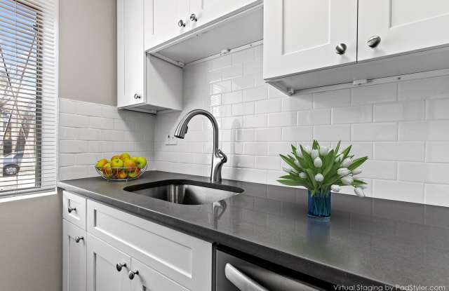 Camelot Apartments Gallery 3