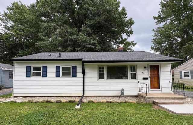 7567 Inland Drive Gallery 1