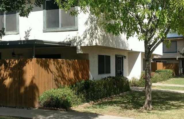 6019 W. Townley Ave. Gallery 2