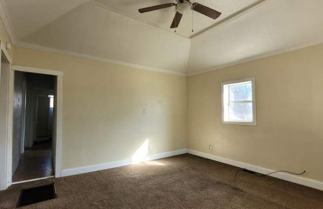 2010 N Rogers Gallery 2
