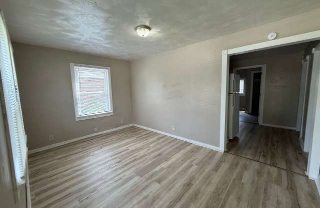 2 Bedroom/1 Bath Gallery 4