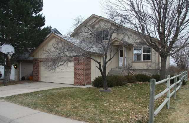 Spacious  Modern Home in Prime Broomfield Location – Available 4/18! - 3958 West 126th Avenue, Broomfield, CO 80020