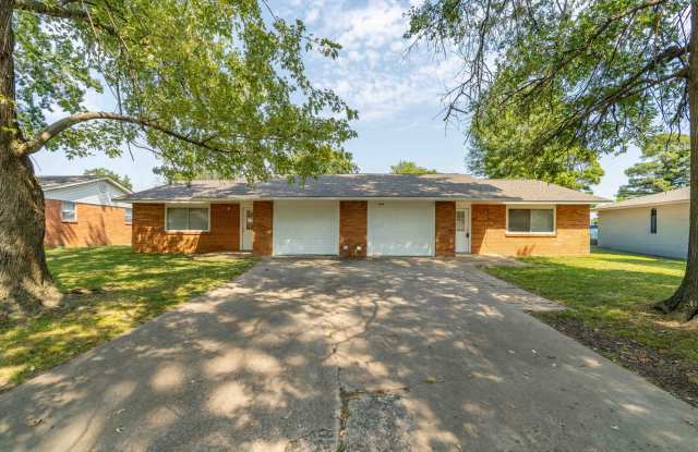 Minutes from Downtown Emma!!! Cozy 2 bedroom, 1 bath!! photos photos
