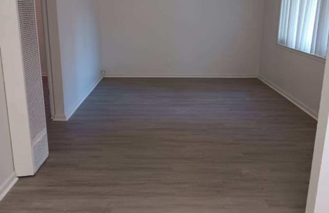 Updated Two bedroom, one bathroom close to shopping and schools! photos photos