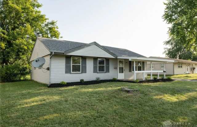 Charming Fully remodeled 3BR House in New Carlisle OH - 1130 Wendall Avenue, Park Layne, OH 45344