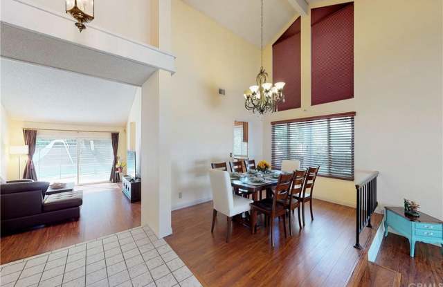 3216 Falcon Ridge Road Gallery 2