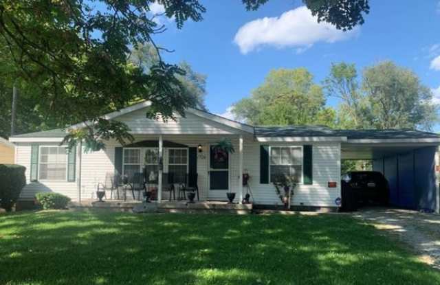 1734 East 18th Street photos photos