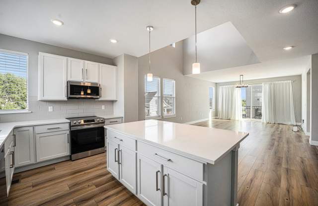 Modern 3-Story End Unit with Designer Finishes photos photos