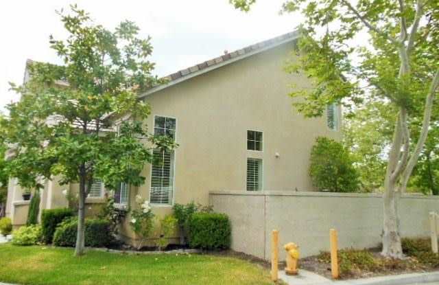 33 Creek View Gallery 2