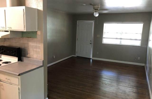 1811 Atkamire Drive Gallery 4