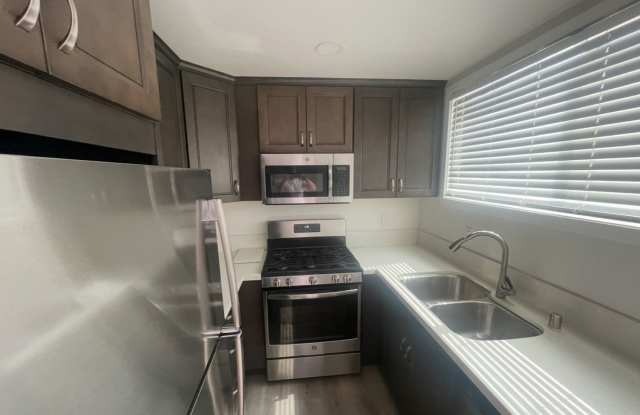 2 bedrooms 1 bath apartment in Imperial Beach CA. photos photos