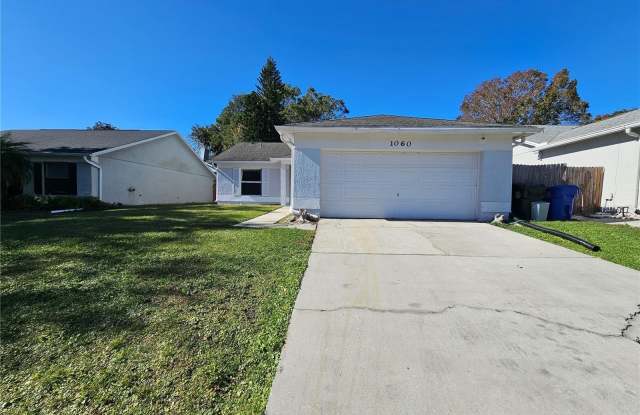 1060 DEES DRIVE photos photos