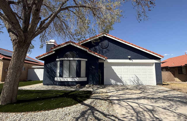 Palmdale 3 + 2 Available Now! photos photos