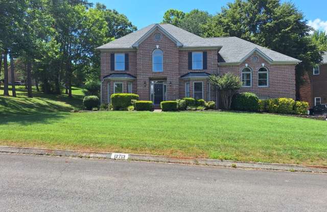 4bd/3 bath located in desirable neighbor in Fox Den Subdivision in West Knoxville photos photos