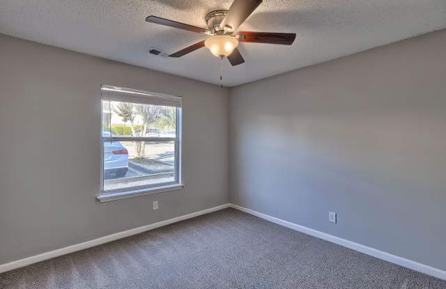 Boulder Creek Apartment Homes Gallery 4