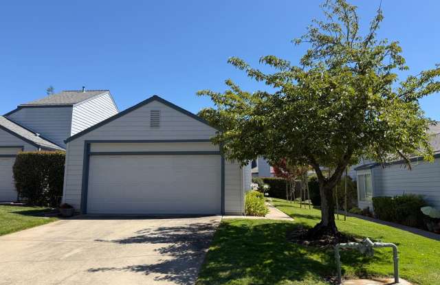 Beautiful 3 Bedroom Home in Gated Brentwood Place Community photos photos