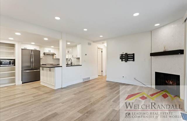 Beautifully Updated 2 Bedroom Condo in Washington Terrace! Gallery 3