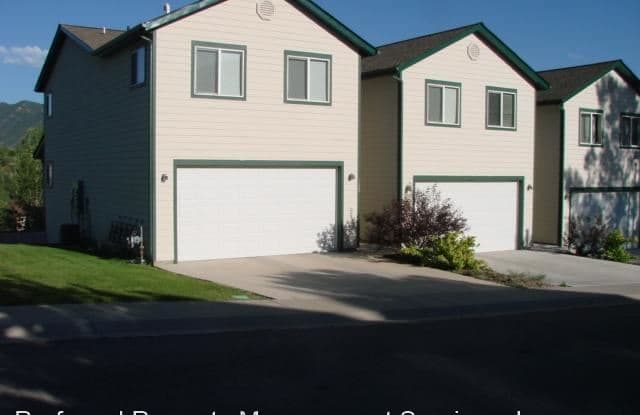 640 Alder Ridge - 640 Alder Ridge Lane, New Castle, CO 81647