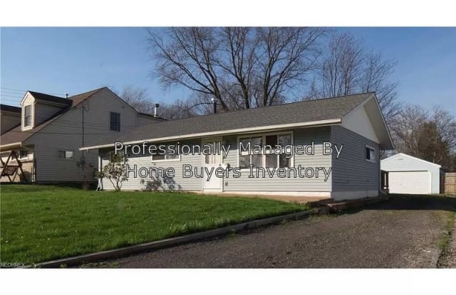 457 S Edgehill Ave - 457 South Edgehill Avenue, Austintown, OH 44515