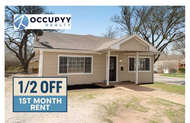 930 Freeman Street photos photos