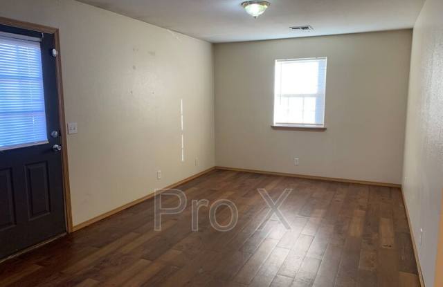 4545 E. Zora Gallery 4