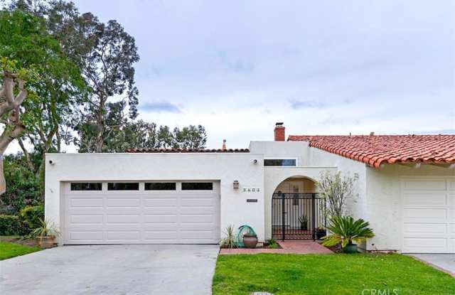 2601 Vista Ornada - 2601 Vista Ornada, Newport Beach, CA 92660