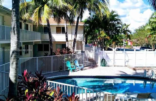 1878 NE 46th St photos photos