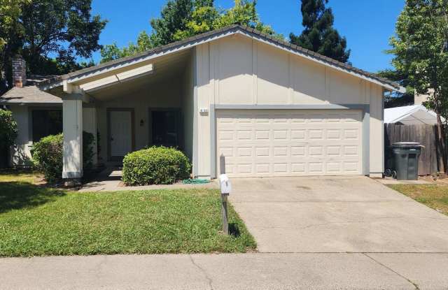 Newer Centrally Located Beauty! photos photos