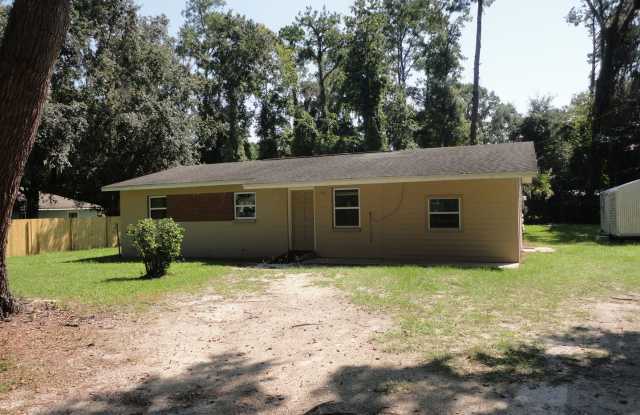 Nice 4 bedroom/2 Bathroom home photos photos